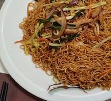 Three Delicacies Stir-Fried Noodles
