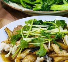 Octopus Stir-fried with Eggplant