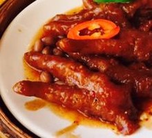 Braised Chicken Feet in Soy Sauce