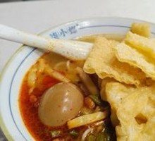 Spicy Egg and Snail Noodles