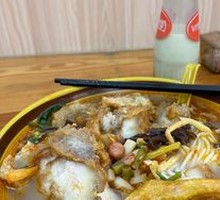 Stir-Fried Snail Noodles