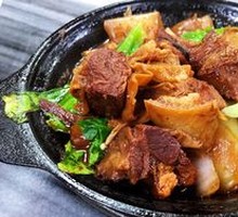 Stir-Fried Pearl Noodles in Clay Pot