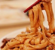 Dry-Fried Beef Rice Noodles