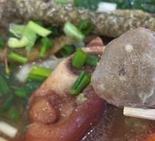 Beef Ball Soup with Fish Skin