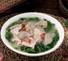Black Pork Offal and Goji Berry Soup