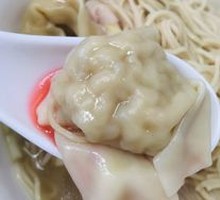 Fresh Shrimp and Caviar Dumpling Noodles