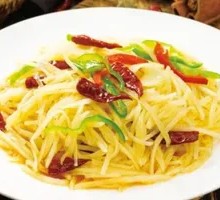 Sliced Potatoes with Green Pepper