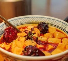Spicy麻 Tofu with Quinoa