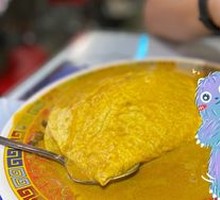 Curry Beef Rice with Egg Omelette