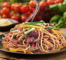 Black Pepper Beef Noodles
