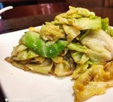 Stir-Fried Cabbage in Hot Pot