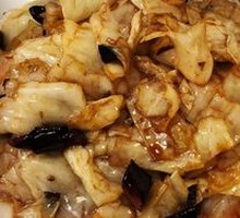 Spicy Hand-Torn Cabbage with Dumpling Filling