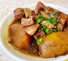Beef Brisket and Radish in Cantonese Style