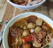 Shata Seafood Noodles