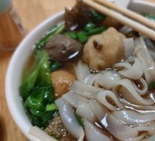 Three Meatball Noodles