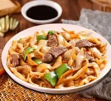 Beef Stir-Fried Knife-Cut Noodles