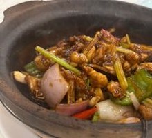 Stir-Fried Bullfrog with Sauce