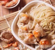 Seaweed Wonton Noodles