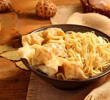 Fresh Meat Mushroom Water Chestnut Wonton Noodles