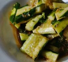 Knife-Pounded Cucumber