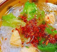 Fried Tofu with Vermicelli Soup