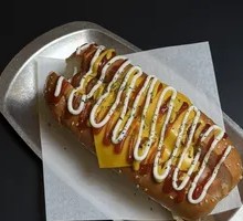 Classic American Hot Dog