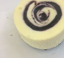 Blueberry Crumble Light Cream Cheese Cake