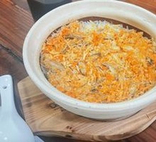 Crab Roe and Crab Meat Claypot Rice