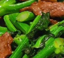 Shacha Sauce Stir-fried Tender Beef with Water Spinach