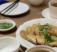Braised Chicken with Cordyceps in Scallion Oil