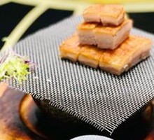 Aromatic Crispy Pork Belly
