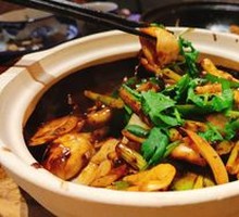 Three-Cup Sauce Stir-Fried Fish Cake