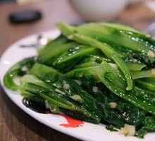 Stir-Fried Vegetables with Garlic