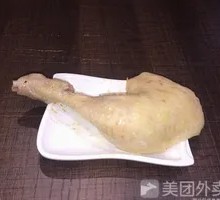 Steamed Chicken with Ginger and Scallion Sauce