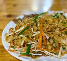 Dry-Fried Beef Rice Noodles