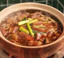 Secret Sauce Red Braised Lamb Shank Pot