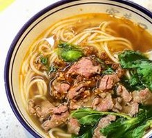 鲜牛肉肉酱米线