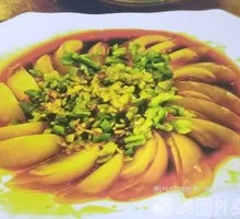 Green Pepper and Century Egg