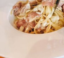 Bacon and Egg Yolk Pasta