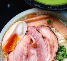 Emerald Spinach Noodles