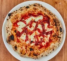Devil's Pizza