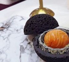Volcanic Stone Low-Temperature Salmon