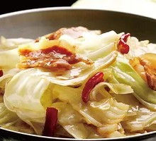 Spicy Stir-Fried Cabbage