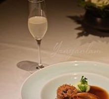 Oyster Sauce Braised Eight-Head South African Abalone