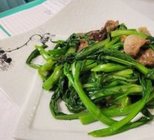 Stir-Fried Bok Choy with Chicken and Offal