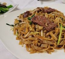 Dry-Fried Beef Rice Noodles