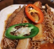 Bada Sauce Steamed Pig's Trotter