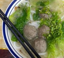 Beef tendon meatballs with flour