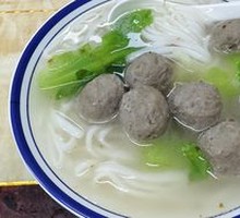 Beef tendon meatball rice noodle soup