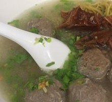 Famous Beef Tendon Meatball Noodles